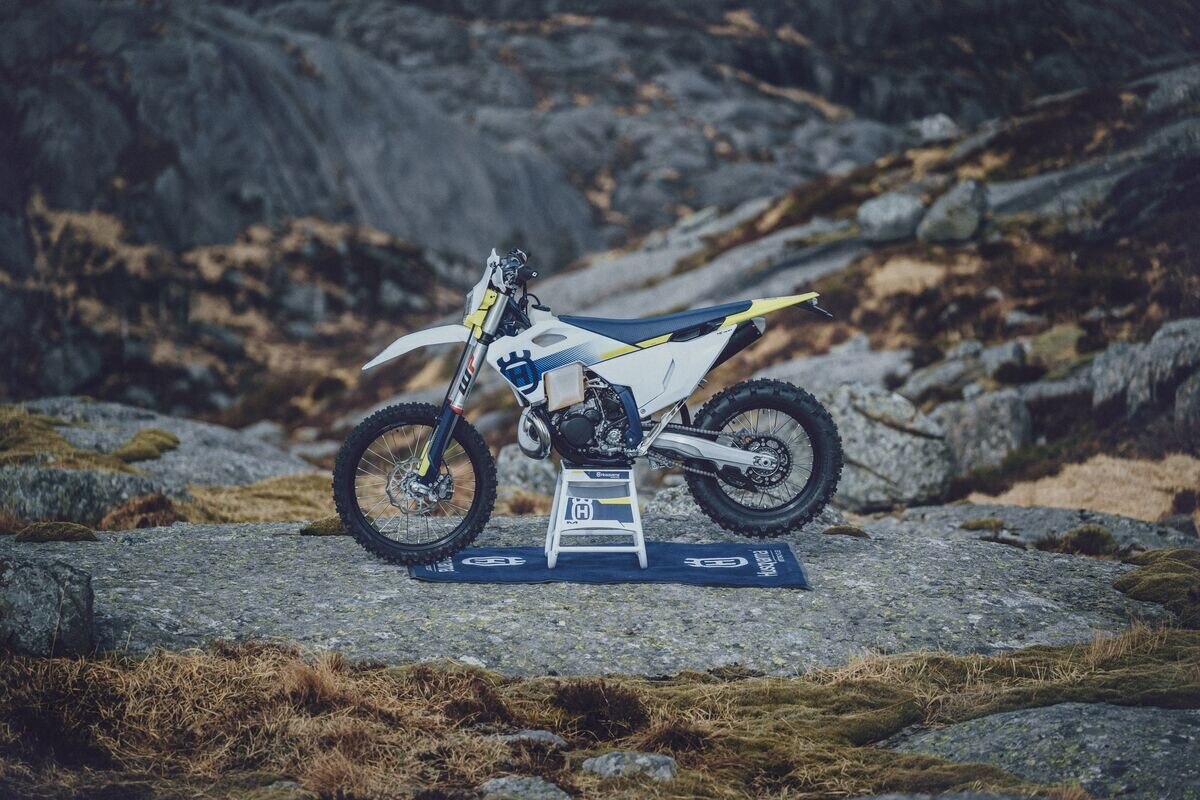 Husqvarna Enduro 2024: benvenuta, rivoluzione! [VIDEO]